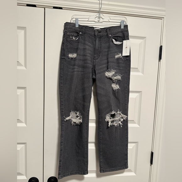 True Craft Juniors Jeans Cropped Baggy Straight Size 10 NWT - Picture 1 of 13